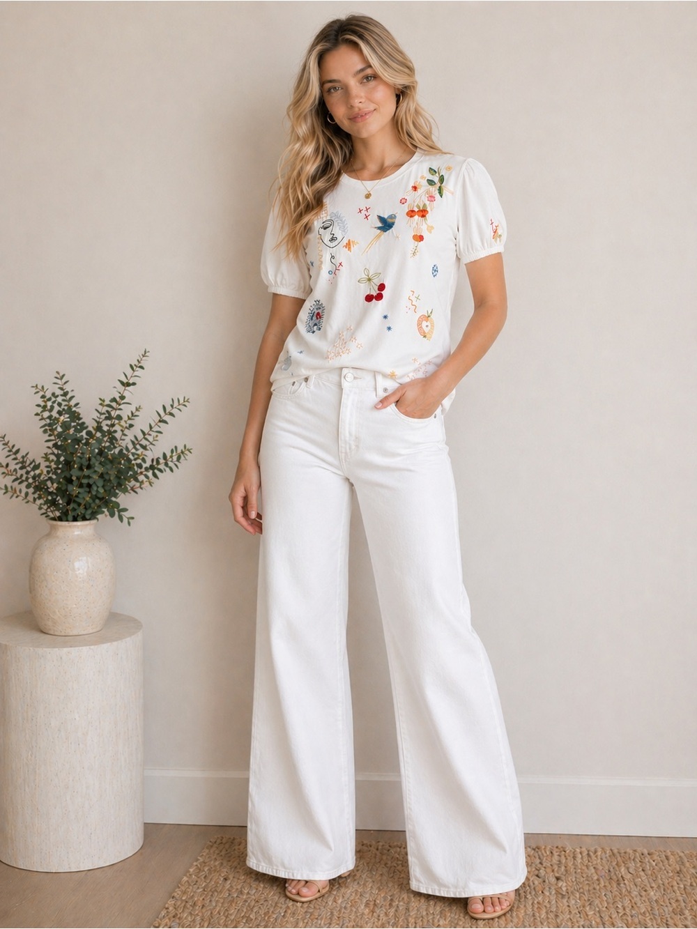 Johnny Was Cleo Short Puff Sleeve Tee Embroidered Top Size Medium White - Picture 2 of 7